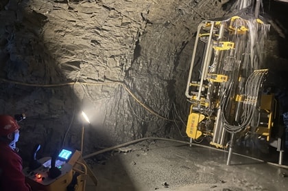 Hydraulic Drilling Jumbo with Automatic Rod Changer, HT71