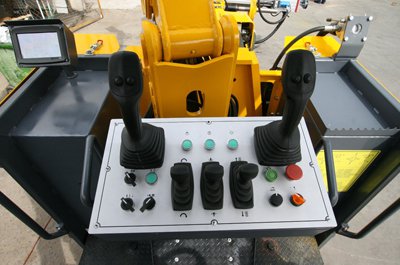 Two-Boom Hydraulic Bolting Jumbo, HT91/2